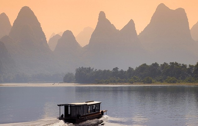 DAY 2: CRUISE THE LI RIVER