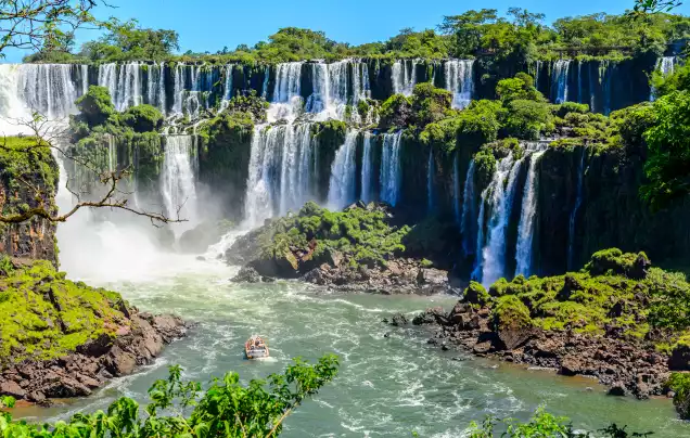 Day 15: Discover Iguazu