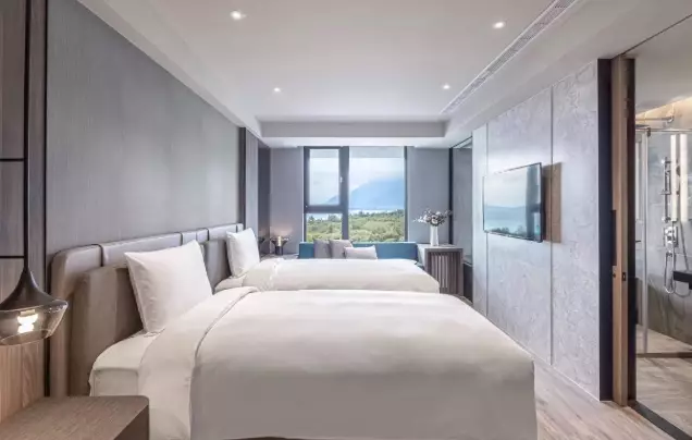 The Lakeshore Taroko (Tranquil)