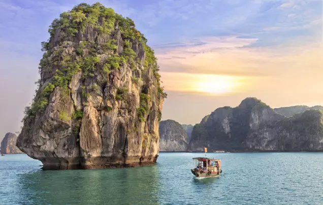 Day 10: Christmas Day in Halong Bay and Lan Ha Bay