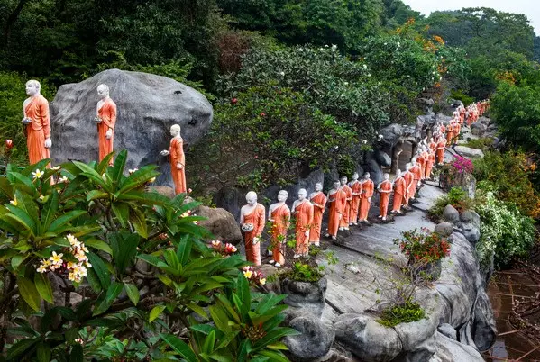 Day 2: Travel to Dambulla