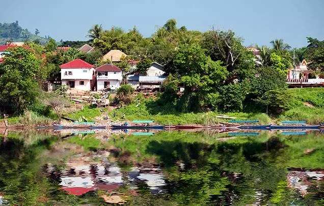 DAY 8: Cruise the Mekong