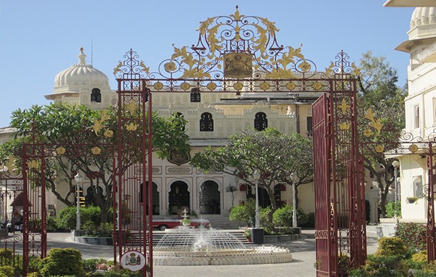 DAY 8: DISCOVER UDAIPUR