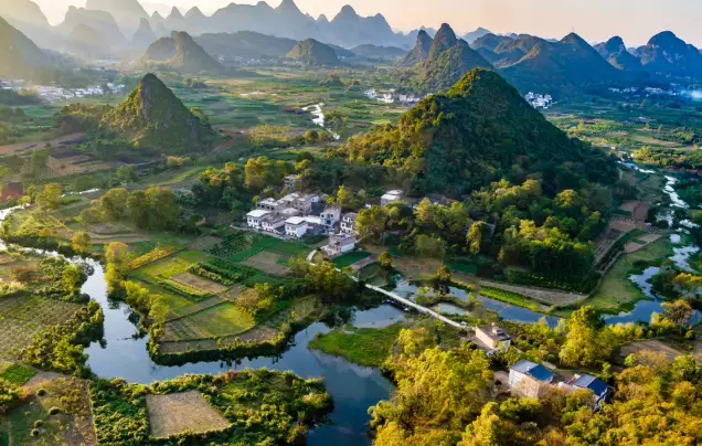 Day 4: Gorgeous Guilin