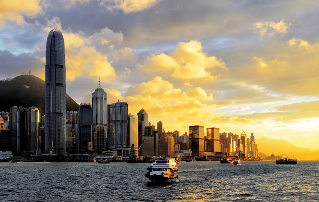 DAY 1: ARRIVE HONG KONG